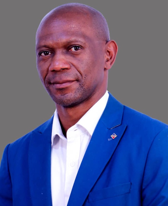 Mr Merlin Kankonde